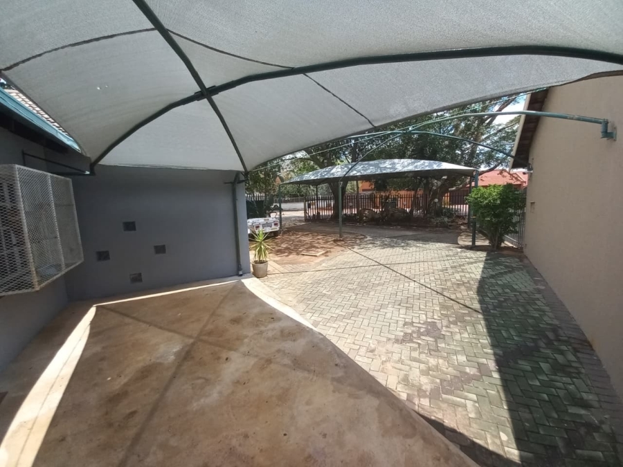 To Let 3 Bedroom Property for Rent in Cashan North West